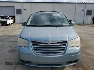 2010 Chrysler Town & Country Touring with VIN 2A4RR5DXXAR226890, listed as a Copart auction lot 52517325 with 189,607 mi miles and Clean Title. Bid and sale history available at DreamBid. Image 5.