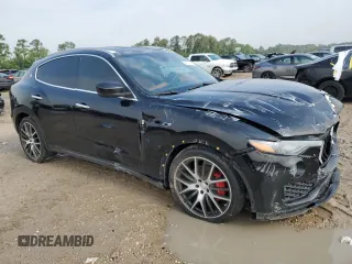 2017 Maserati Levante with VIN ZN661XUL4HX225995, listed as a Copart auction lot 54788175 with 45,276 mi miles and Salvage Title. Bid and sale history available at carsss.com. Image 4.
