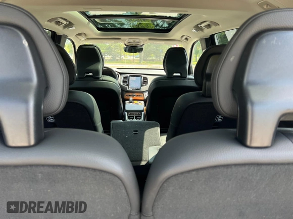 2023 Volvo XC90 Plus Bright Theme with VIN YV4H60CN8P1985514, listed as a Copart auction lot 57177535 with 117,257 mi miles and Clean title. Bid and sale history available at DreamBid. Image 9.