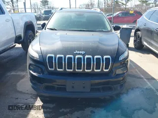 2018 Jeep Cherokee Latitude с VIN 1C4PJMCXXJD529204, выставлен на аукционе IAAI как лот 41574816 с пробегом 182 961 миль миль и . История ставок и продаж доступна на DreamBid. Изображение 12.