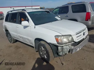 2005 Toyota Highlander z VIN JTEEP21A950123366, wystawiony jako IAAI lot #41720904 z przebiegiem Nie podano mil oraz . Historia ofert i sprzedaży dostępna na DreamBid. Obrazek 1.