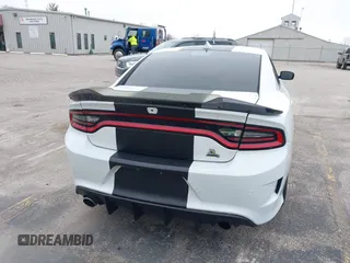 2019 Dodge Charger Scat Pack with VIN 2C3CDXGJXKH635612, listed as a IAAI auction lot 42010995 with 34,860 mi miles and . Bid and sale history available at DreamBid. Image 16.
