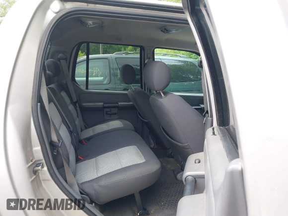 2005 Ford Explorer Sport Trac XLS with VIN 1FMZU67K65UB52575, listed as a IAAI auction lot 42516281 with 129,742 mi miles and . Bid and sale history available at DreamBid. Image 8.