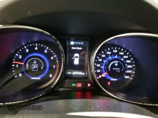 2013 Hyundai Santa Fe Sport z VIN 5XYZUDLAXDG084447, wystawiony jako Copart lot #58238625 z przebiegiem 249 940 mil mil oraz Czysty tytuł • Clean title. Historia ofert i sprzedaży dostępna na DreamBid. Obrazek 9.
