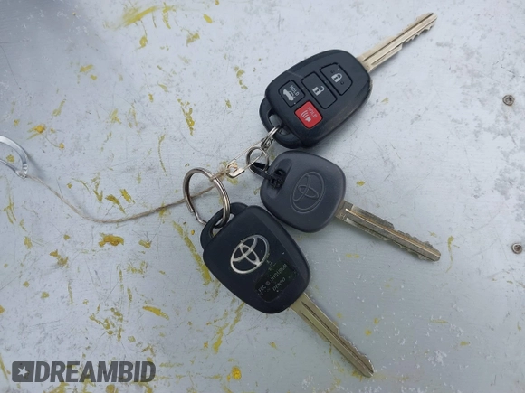 2017 Toyota Camry XLE z VIN 4T1BF1FK8HU385300, wystawiony jako IAAI lot #41088486 z przebiegiem 96 333 mil mil oraz . Historia ofert i sprzedaży dostępna na DreamBid. Obrazek 11.