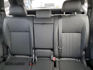 2023 Volkswagen Tiguan SE R-Line Black z VIN 3VV8B7AX8PM091870, wystawiony jako Copart lot #49150015 z przebiegiem 21 440 mil mil oraz Szkoda całkowita • Salvage title. Historia ofert i sprzedaży dostępna na DreamBid. Obrazek 10.