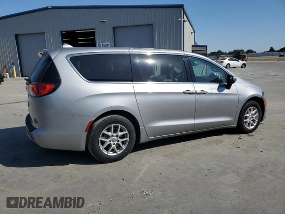 2017 Chrysler Pacifica Touring z VIN 2C4RC1DG4HR610934, wystawiony jako Copart lot #62421205 z przebiegiem 86 436 mil mil oraz Szkoda całkowita • Salvage title. Historia ofert i sprzedaży dostępna na DreamBid. Obrazek 3.