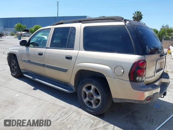 2004 Chevrolet TrailBlazer EXT LT with VIN 1GNES16S346122411, listed as a IAAI auction lot 42131580 with 194,578 mi miles. Bid and sale history available at carsss.com. Image 3.