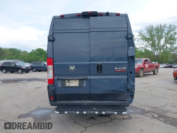 2022 Ram ProMaster Cargo with VIN 3C6MRVJG6NE112534, listed as a IAAI auction lot 42065900 with 80,679 mi miles and . Bid and sale history available at DreamBid. Image 16.