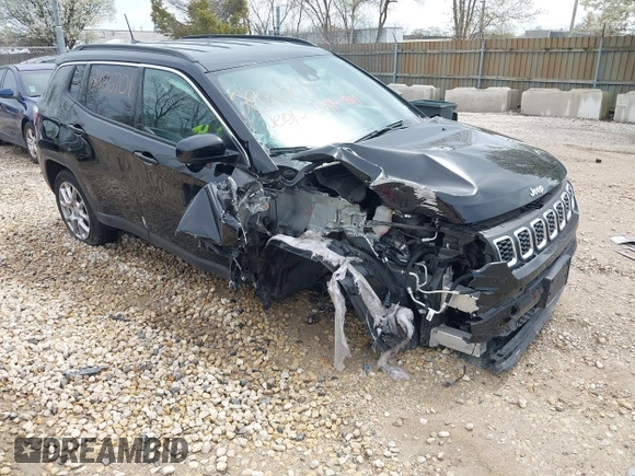 2024 Jeep Compass Latitude Lux with VIN 3C4NJDFN9RT143218, listed as a IAAI auction lot 42109742 with 25,919 mi miles and . Bid and sale history available at DreamBid. Image 1.