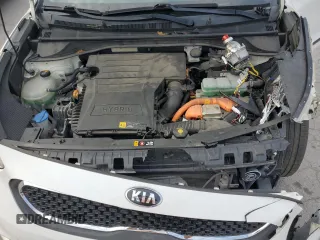 2018 Kia Niro FE with VIN KNDCB3LC9J5172093, listed as a Copart auction lot 78142134 with 108,756 mi miles and Salvage Title. Bid and sale history available at carsss.com. Image 12.