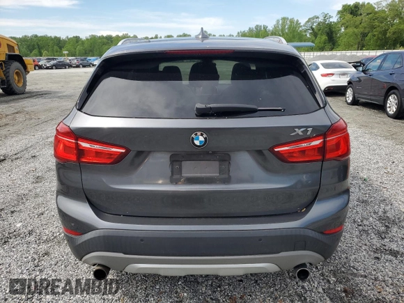 2016 BMW X1 xDrive28i z VIN WBXHT3C37GP888364, wystawiony jako Copart lot #53644975 z przebiegiem 119 725 mil mil oraz Szkoda całkowita • Salvage title. Historia ofert i sprzedaży dostępna na DreamBid. Obrazek 6.