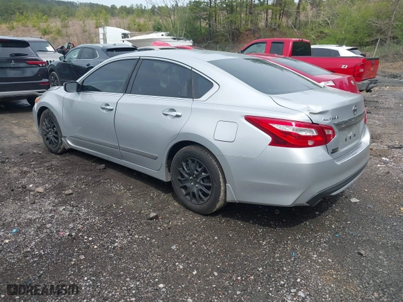 2016 Nissan Altima 2.5 SL with VIN 1N4AL3AP8GC277762, listed as a IAAI auction lot 41866636 with 85,498 mi miles. Bid and sale history available at carsss.com. Image 3.