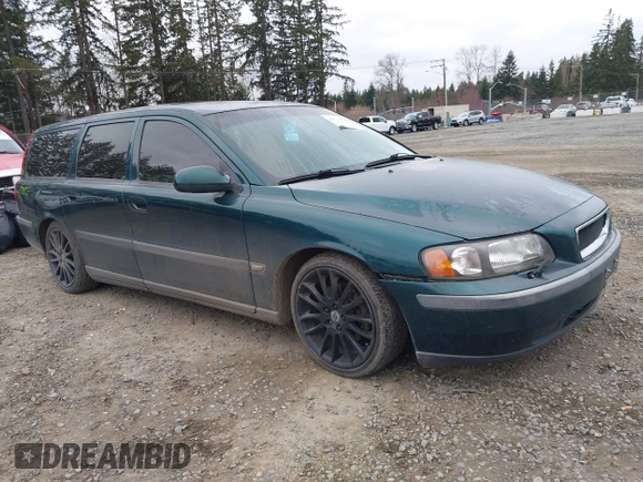 2002 Volvo V70 with VIN YV1SW58D621191782, listed as a IAAI auction lot 41736536 with 216,247 mi miles and . Bid and sale history available at DreamBid. Image 1.
