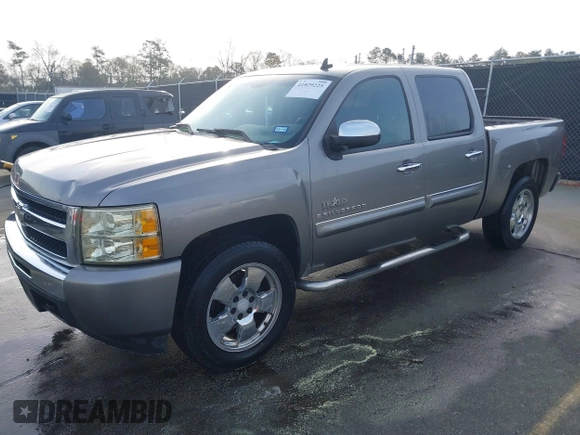 2009 Chevrolet Silverado 1500 LT with VIN 3GCEC23J79G164044, listed as a IAAI auction lot 41829225 with 207,650 mi miles. Bid and sale history available at carsss.com. Image 2.