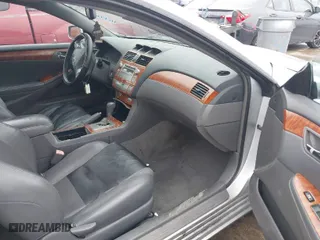 2008 Toyota Camry Solara SE with VIN 4T1CA30P58U145883, listed as a IAAI auction lot 41561624 with 207,472 mi miles. Bid and sale history available at carsss.com. Image 5.