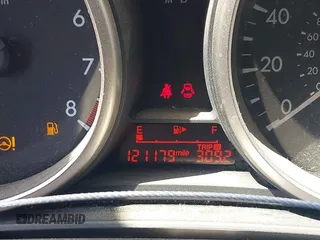 2012 Mazda Mazda5 Grand Touring with VIN JM1CW2DL1C0132281, listed as a IAAI auction lot 41698161 with 121,179 mi miles. Bid and sale history available at carsss.com. Image 7.