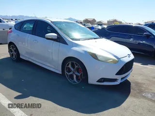2014 Ford Focus ST with VIN 1FADP3L92EL341579, listed as a IAAI auction lot 42106528 with 104,150 mi miles and . Bid and sale history available at carsss.com. Image 1.