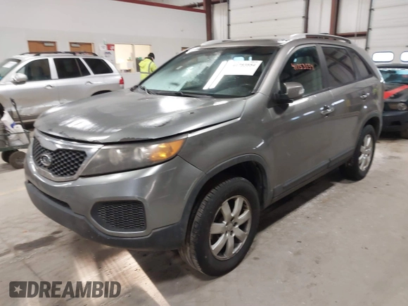 2011 Kia Sorento LX with VIN 5XYKT4A2XBG113975, listed as a IAAI auction lot 41753554 with 225,787 mi miles. Bid and sale history available at carsss.com. Image 2.