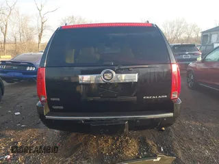 2011 Cadillac Escalade ESV Premium with VIN 1GYS4JEFXBR329720, listed as a IAAI auction lot 41797908 with 142,899 mi miles and . Bid and sale history available at DreamBid. Image 17.