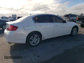 2015 Infiniti Q40 with VIN JN1CV6AR7FM521252, listed as a Copart auction lot 79917614 with 141,761 mi miles and Salvage Title. Bid and sale history available at carsss.com. Image 3.