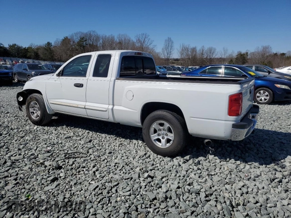 2005 Dodge Dakota SLT with VIN 1D7HW42NX5S305055, listed as a Copart auction lot 47121355 with 161,521 mi miles and Salvage Title. Bid and sale history available at DreamBid. Image 2.