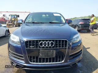 2015 Audi Q7 Premium Plus with VIN WA1LMAFE4FD019074, listed as a IAAI auction lot 42399852 with 164,010 mi miles and . Bid and sale history available at DreamBid. Image 6.