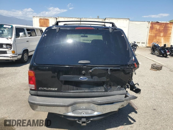 2000 Ford Explorer XLT z VIN 1FMZU63E0YZC04466, wystawiony jako Copart lot #55075205 z przebiegiem 195 071 mil mil oraz Szkoda całkowita • Salvage title. Historia ofert i sprzedaży dostępna na DreamBid. Obrazek 6.