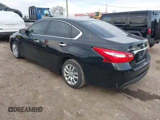 2016 Nissan Altima 2.5 S with VIN 1N4AL3AP6GN325652, listed as a IAAI auction lot 41661797 with 174,672 mi miles. Bid and sale history available at carsss.com. Image 3.