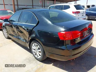 2013 Volkswagen Jetta SE с VIN 3VWDX7AJ5DM269494, выставлен на аукционе IAAI как лот 42032902 с пробегом 119 066 миль миль и . История ставок и продаж доступна на DreamBid. Изображение 3.