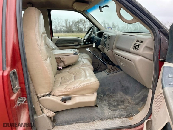 2000 Ford Super Duty F-250 XL with VIN 1FTNX21S6YEC84441, listed as a Copart auction lot 52230615 with 163,757 mi miles and Clean Title. Bid and sale history available at carsss.com. Image 5.