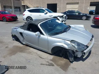 2000 Toyota MR2 z VIN JTDFR3207Y0019297, wystawiony jako IAAI lot #42363059 z przebiegiem 80 260 mil mil oraz . Historia ofert i sprzedaży dostępna na DreamBid. Obrazek 1.