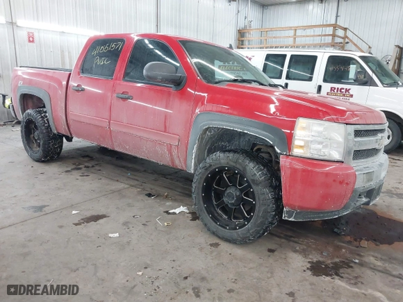2008 Chevrolet Silverado 1500 LTZ with VIN 3GCEK13358G174925, listed as a IAAI auction lot 41551571 with 212,718 mi miles. Bid and sale history available at carsss.com. Image 1.