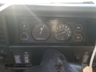 1993 Jeep Cherokee SE with VIN 1J4FJ28S0PL594889, listed as a Copart auction lot 50103425 with 174,333 mi miles and Salvage Title. Bid and sale history available at carsss.com. Image 9.