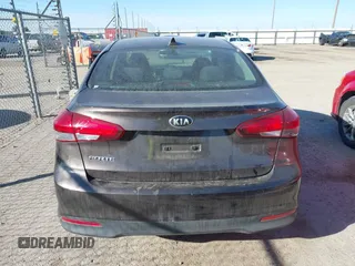 2018 Kia Forte LX with VIN 3KPFL4A72JE207860, listed as a IAAI auction lot 41683785 with 122,475 mi miles. Bid and sale history available at carsss.com. Image 16.