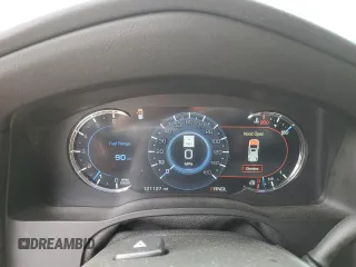 2017 Cadillac Escalade Luxury z VIN 1GYS4BKJXHR357895, wystawiony jako Copart lot #56396535 z przebiegiem 121 127 mil mil oraz Tytuł czysty. Historia ofert i sprzedaży dostępna na DreamBid. Obrazek 9.