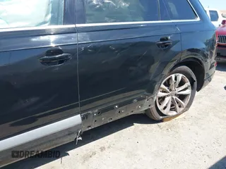 2019 Audi Q7 Premium Plus with VIN WA1LHAF70KD018858, listed as a IAAI auction lot 42290924 with 118,885 mi miles and . Bid and sale history available at DreamBid. Image 6.