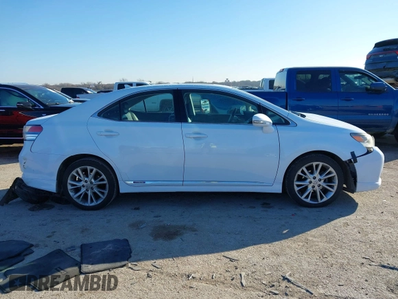 2010 Lexus HS 250h with VIN JTHBB1BA6A2027092, listed as a IAAI auction lot 41144857 with 152,573 mi miles and . Bid and sale history available at DreamBid. Image 13.