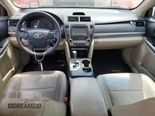2013 Toyota Camry L with VIN 4T4BF1FKXDR322635, listed as a Copart auction lot 54764725 with 152,290 mi miles and Salvage Title. Bid and sale history available at DreamBid. Image 8.
