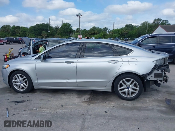 2015 Ford Fusion SE with VIN 3FA6P0H70FR141768, listed as a IAAI auction lot 42085851 with 134,844 mi miles. Bid and sale history available at carsss.com. Image 15.