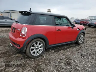 2012 MINI Hardtop S with VIN WMWSV3C59CT385254, listed as a Copart auction lot 52675675 with 76,250 mi miles and Salvage Title. Bid and sale history available at DreamBid. Image 3.