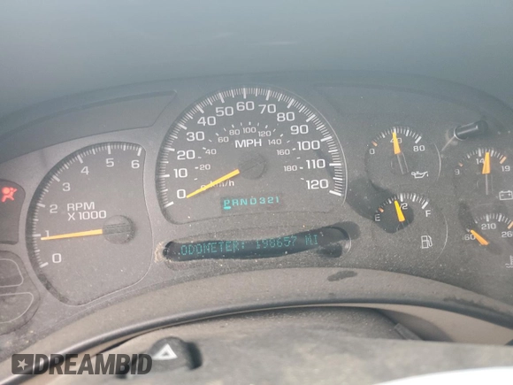 2005 Chevrolet Tahoe LS with VIN 1GNEC13V25R187388, listed as a Copart auction lot 61913465 with 198,657 mi miles and Salvage title. Bid and sale history available at DreamBid. Image 9.