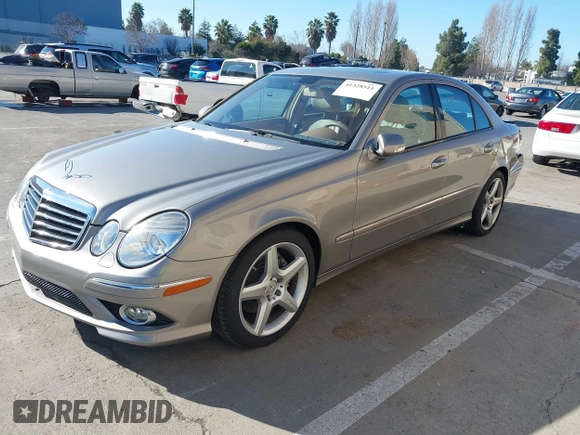 2009 Mercedes-Benz E 350 Luxury with VIN WDBUF56X19B407911, listed as a IAAI auction lot 41328511 with 25,015 mi miles and . Bid and sale history available at carsss.com. Image 2.