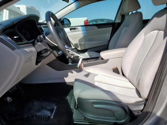 2018 Hyundai Sonata SE with VIN KMHE24L32JA079692, listed as a Copart auction lot 52740095 with 100,320 mi miles and Salvage Title. Bid and sale history available at DreamBid. Image 7.