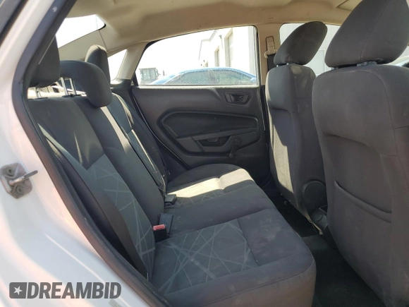 2014 Ford Fiesta S с VIN 3FADP4AJ2EM171595, выставлен на аукционе Copart как лот 60674985 с пробегом 123 805 миль миль и Списание • Salvage title. История ставок и продаж доступна на DreamBid. Изображение 10.
