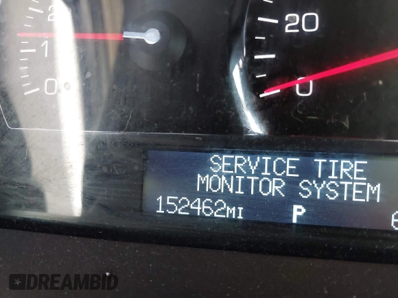 2008 Cadillac SRX AWD with VIN 1GYEE637980102048, listed as a IAAI auction lot 41848643 with 152,462 mi miles. Bid and sale history available at carsss.com. Image 7.