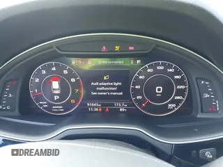 2019 Audi Q7 Premium Plus z VIN WA1LAAF70KD020498, wystawiony jako IAAI lot #41976990 z przebiegiem 91 643 mil mil oraz . Historia ofert i sprzedaży dostępna na DreamBid. Obrazek 7.