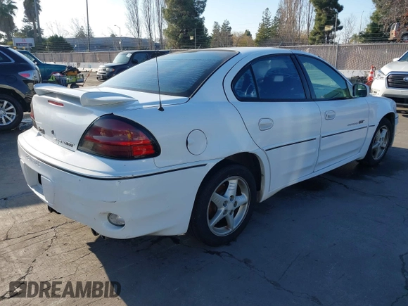 2000 Pontiac Grand Am GT with VIN 1G2NW52E9YM800122, listed as a IAAI auction lot 41337074 with 235,640 mi miles. Bid and sale history available at carsss.com. Image 4.