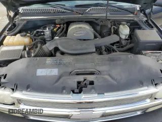 2004 Chevrolet Suburban LT with VIN 3GNEC16T84G207457, listed as a Copart auction lot 45223965 with 194,820 mi miles and Salvage Title. Bid and sale history available at carsss.com. Image 12.