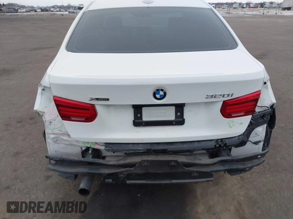 2018 BMW 3 Series 320i xDrive with VIN WBA8E5G54JNU47158, listed as a IAAI auction lot 41362749 with 38,158 mi miles. Bid and sale history available at carsss.com. Image 19.